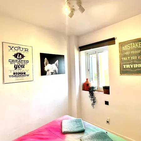Apartment Aamazing ! On The With Pool Close To Everything