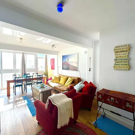 Apartment Aamazing ! On The With Pool Close To Everything *